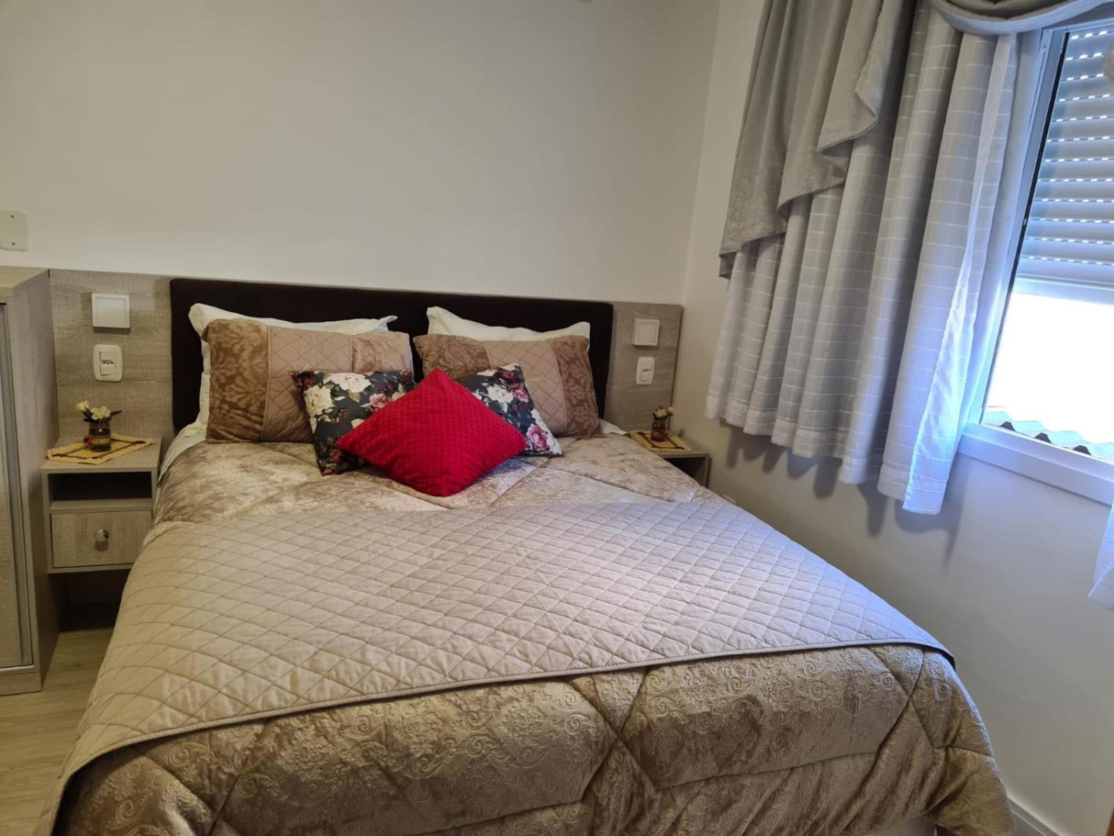 Pousada Lugama Bento Goncalves Ruang foto